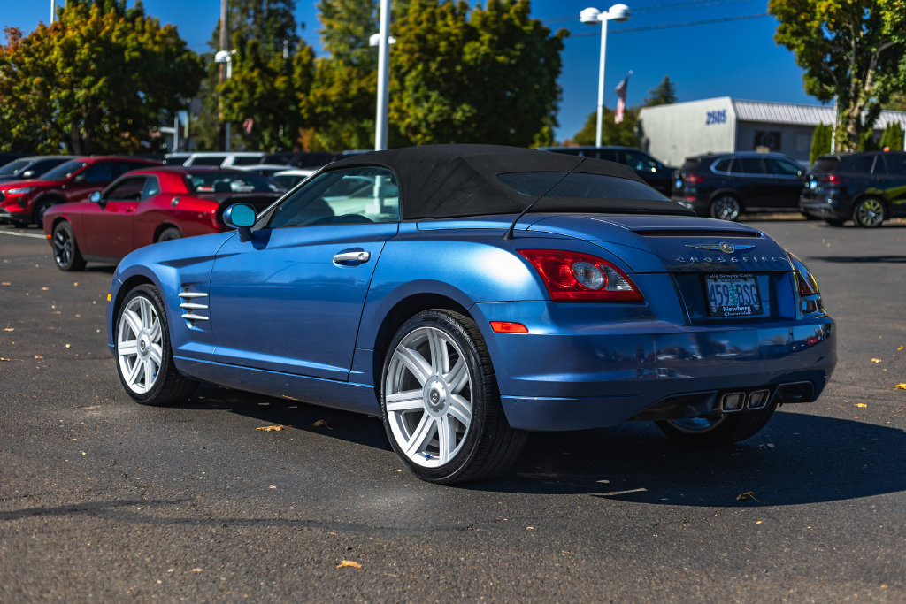 Used 2005 Chrysler Crossfire Limited RWD image 9