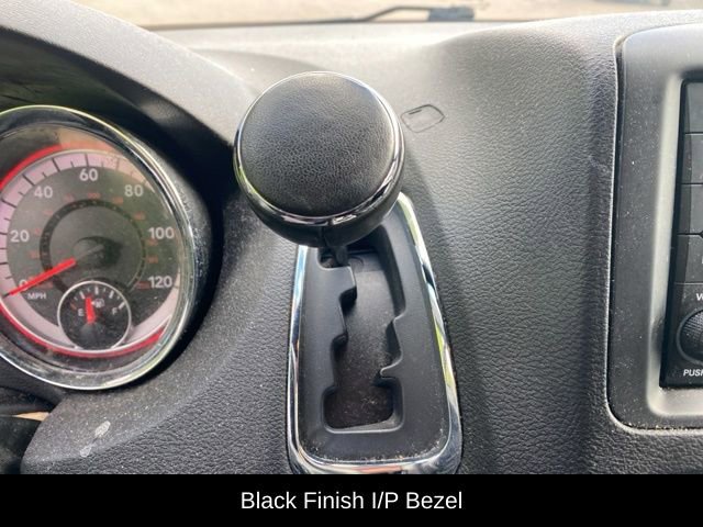 Used 2019 Dodge Grand Caravan SXT FWD image 18