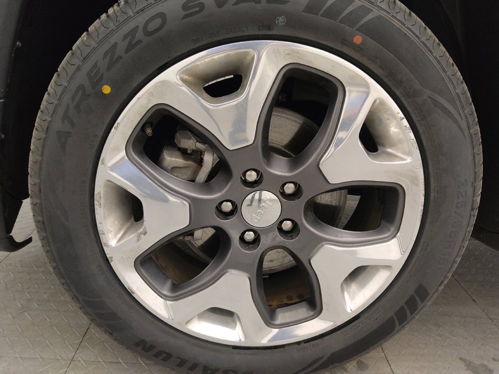 Used 2018 Jeep Compass Limited w/ Navigation Group image 31