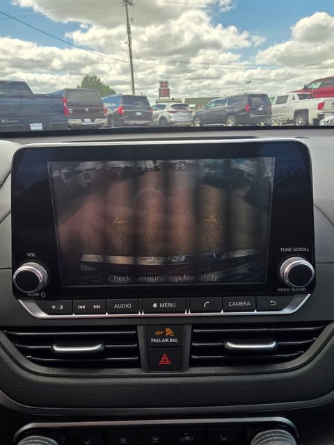 Used 2020 Nissan Altima 2.0 SR FWD image 15