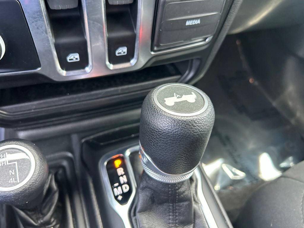 Used 2021 Jeep Wrangler Sport AWD/4WD image 13