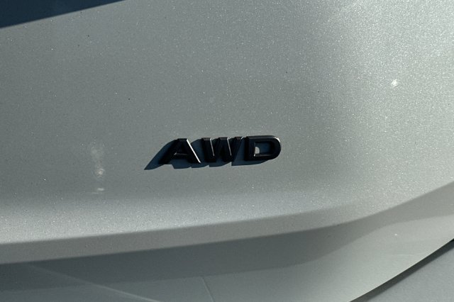 Used 2025 Nissan Rogue SV AWD/4WD image 30
