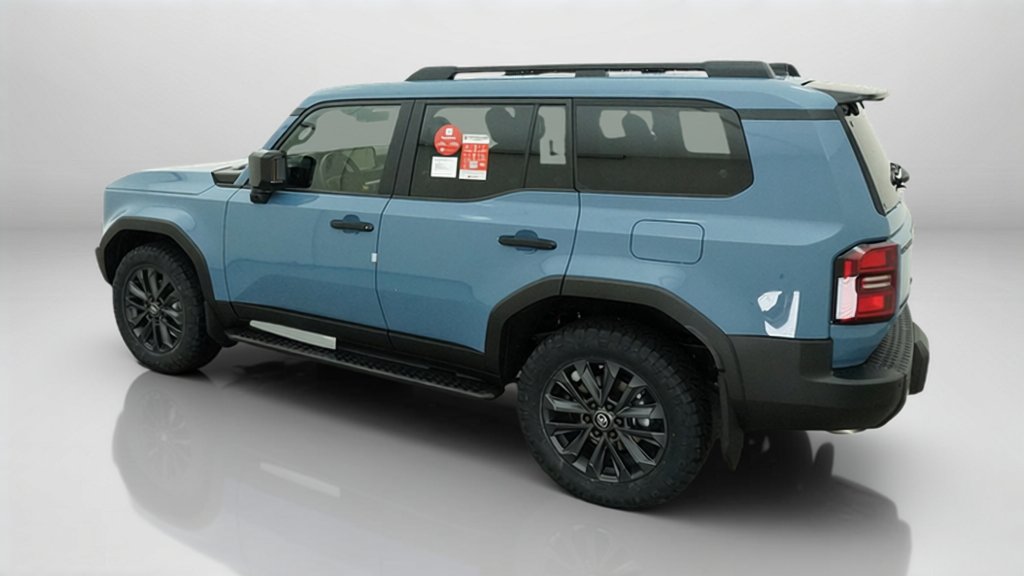 New 2027 Toyota Land Cruiser w/ Premium Package AWD/4WD image 7