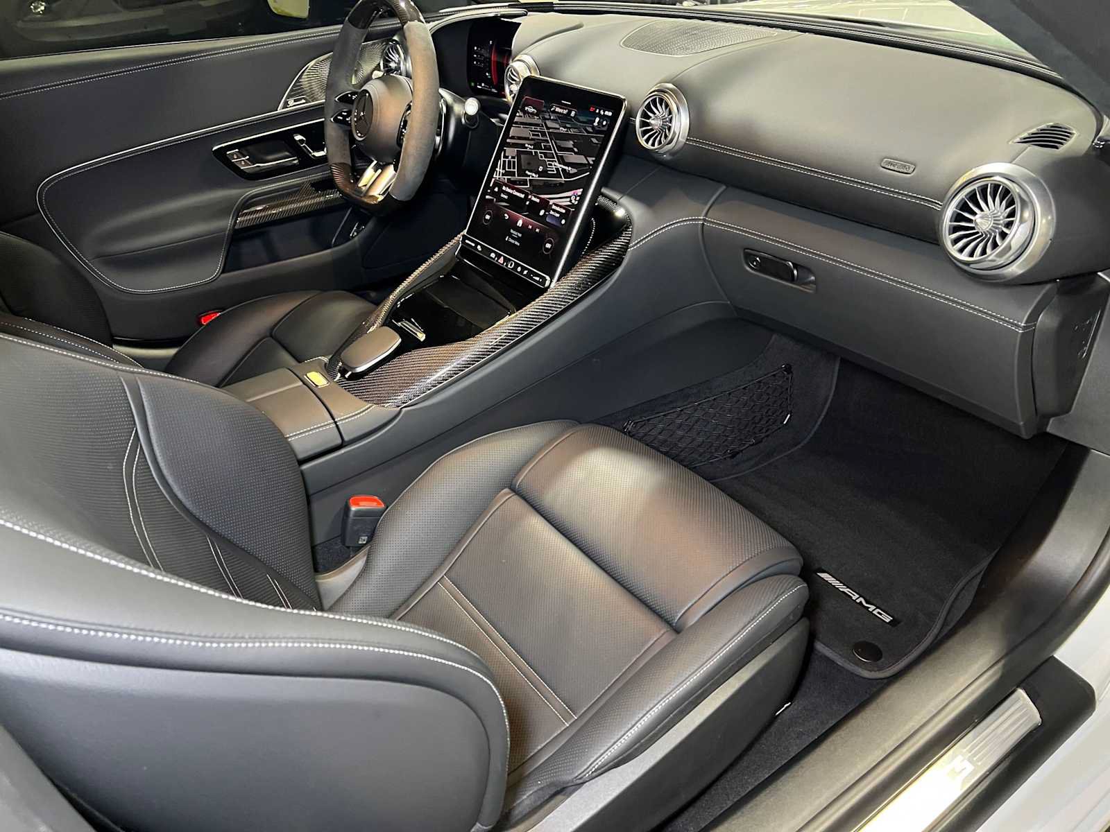 Used 2024 Mercedes-Benz AMG GT 63 image 12