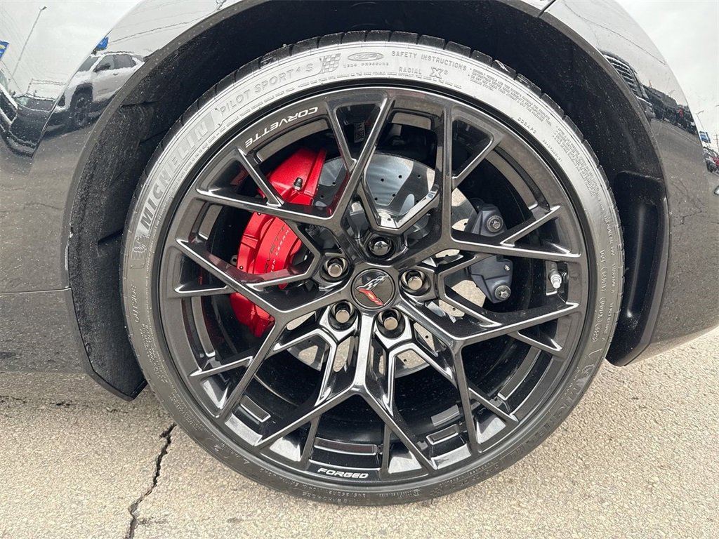 New 2026 Chevrolet Corvette ZR1 w/ ZR1 Carbon Fiber Aero Package image 18