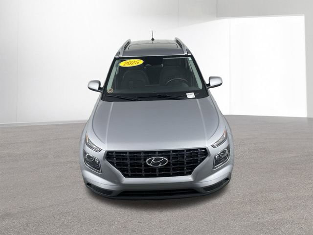 Used 2025 Hyundai Venue SEL image 44