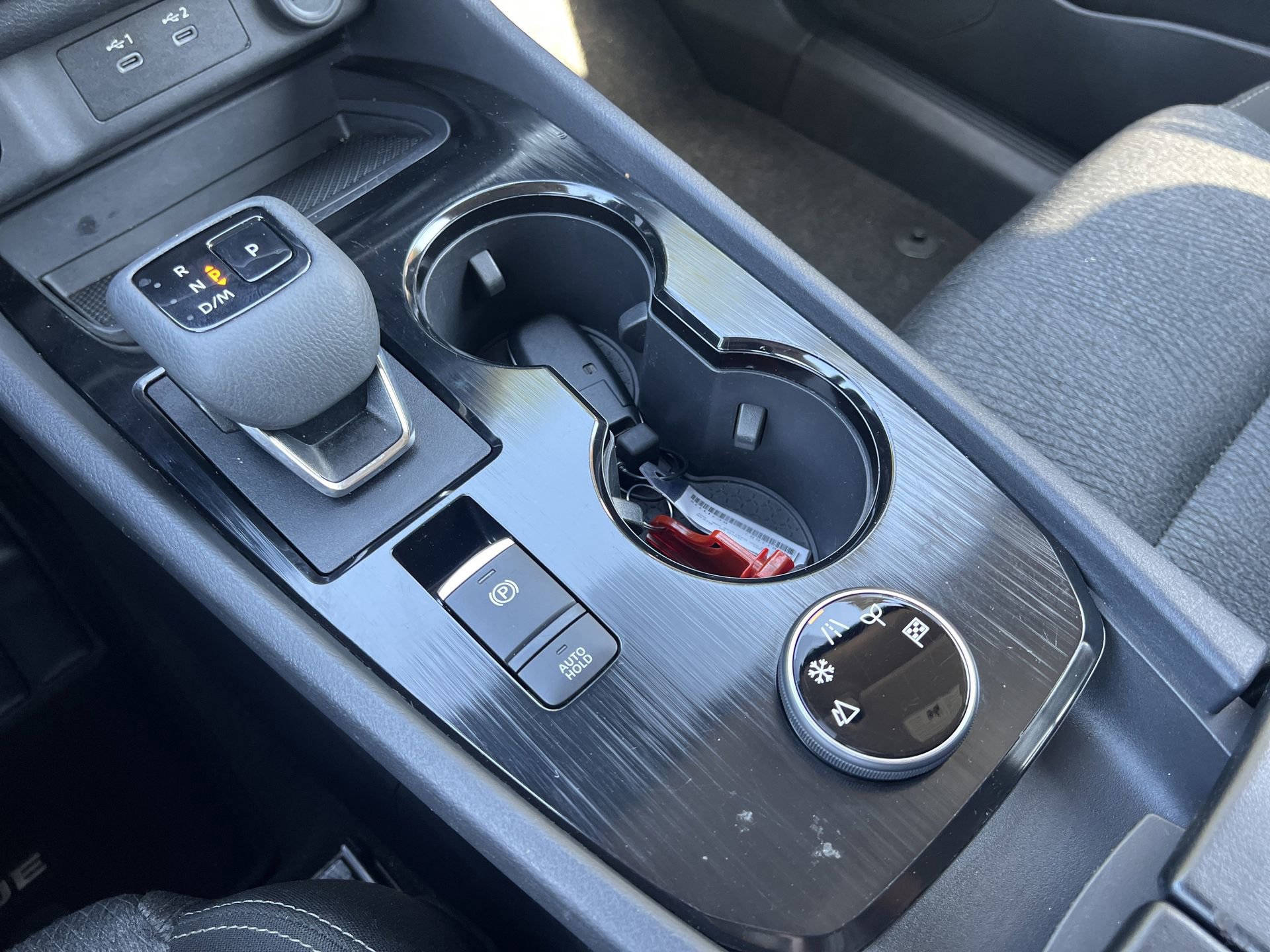 Used 2024 Nissan Rogue SV AWD/4WD image 7