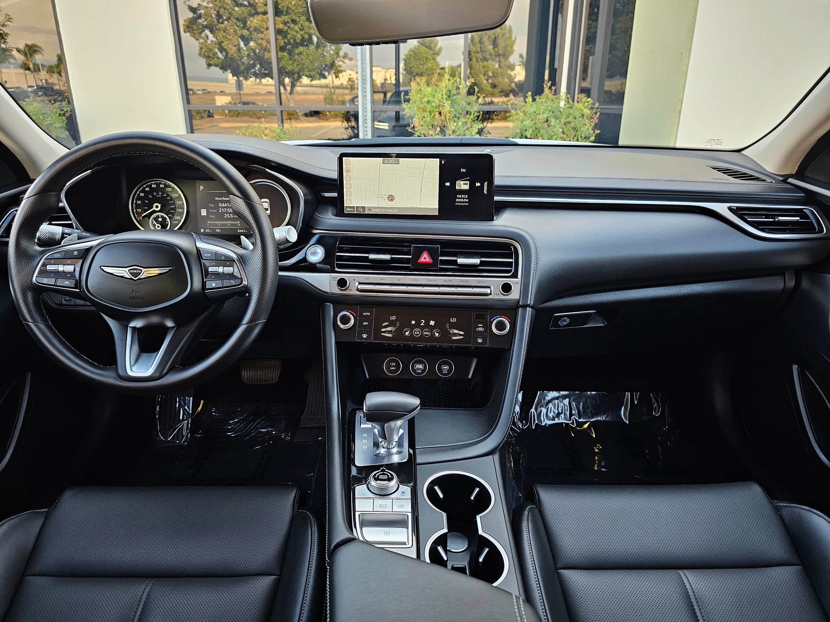 Used 2025 Genesis G70 2.5T RWD image 22