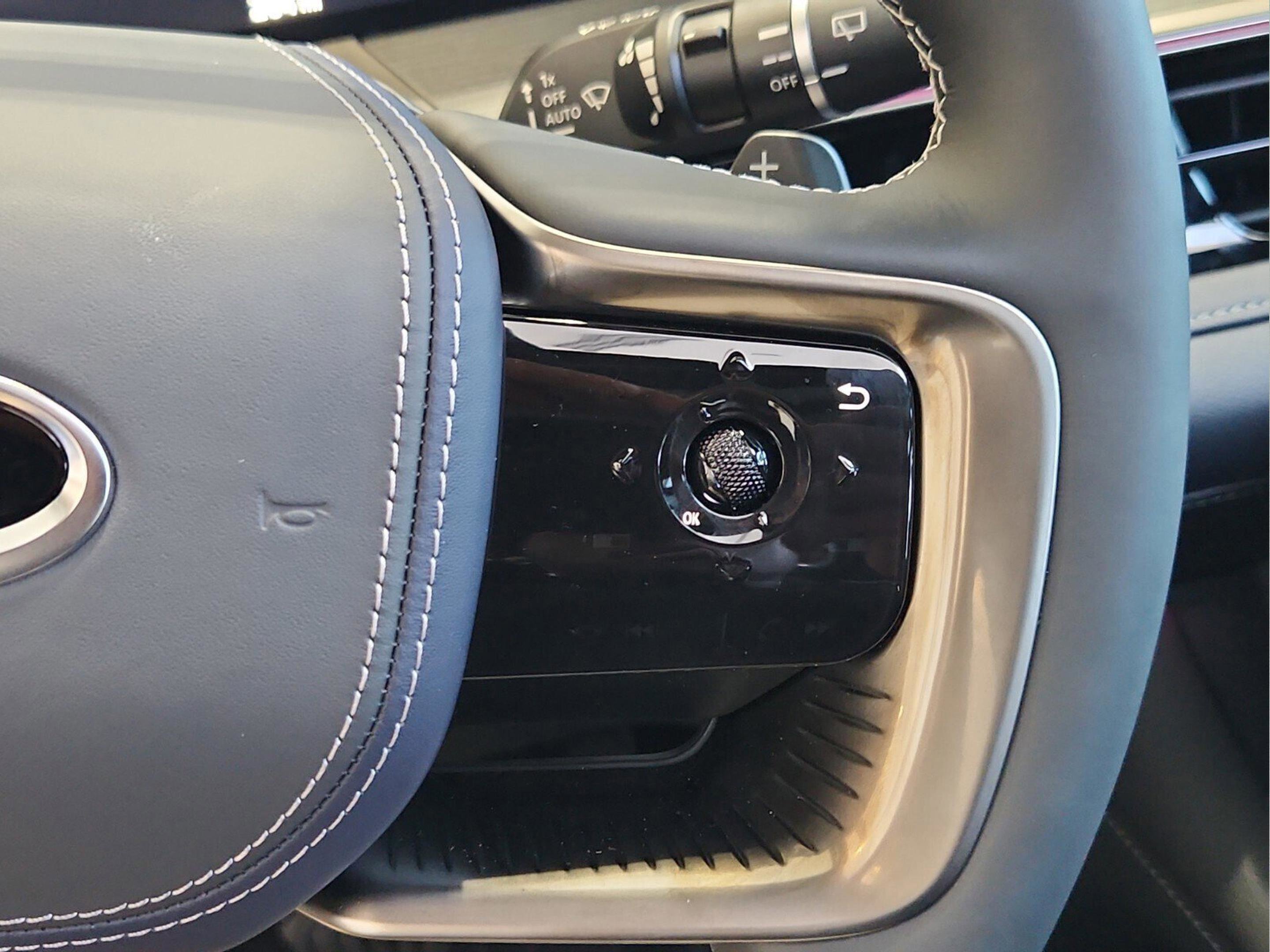 New 2026 INFINITI QX80 4WD image 15