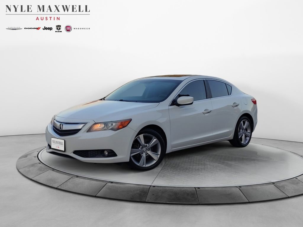 Used 2015 Acura ILX w/ Technology Package