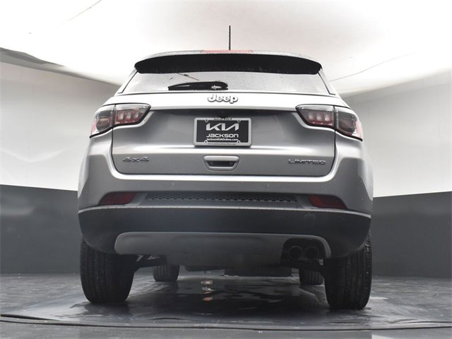 Used 2022 Jeep Compass Limited image 35