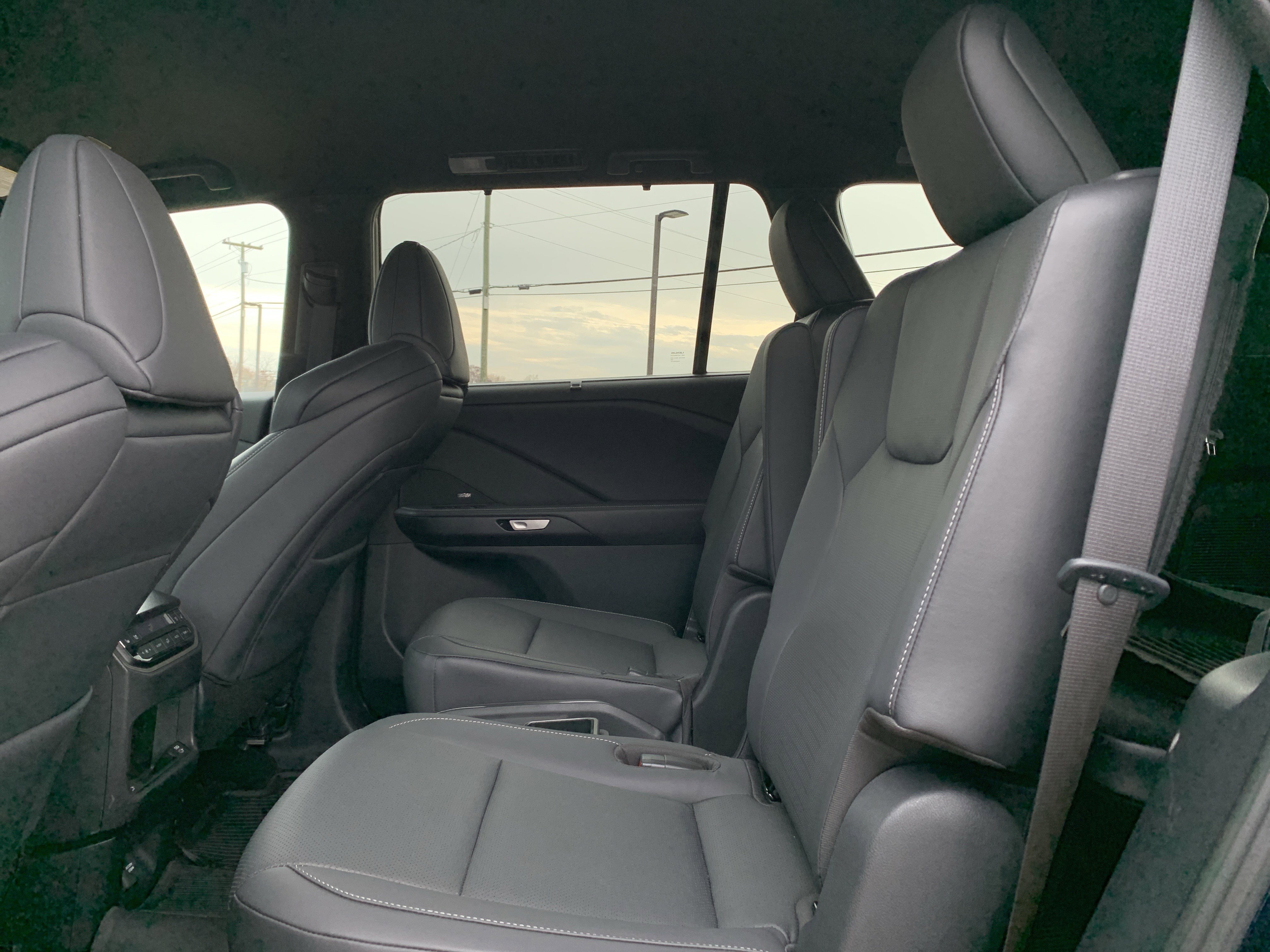 Used 2024 Lexus TX 500h AWD w/ Technology Package image 32