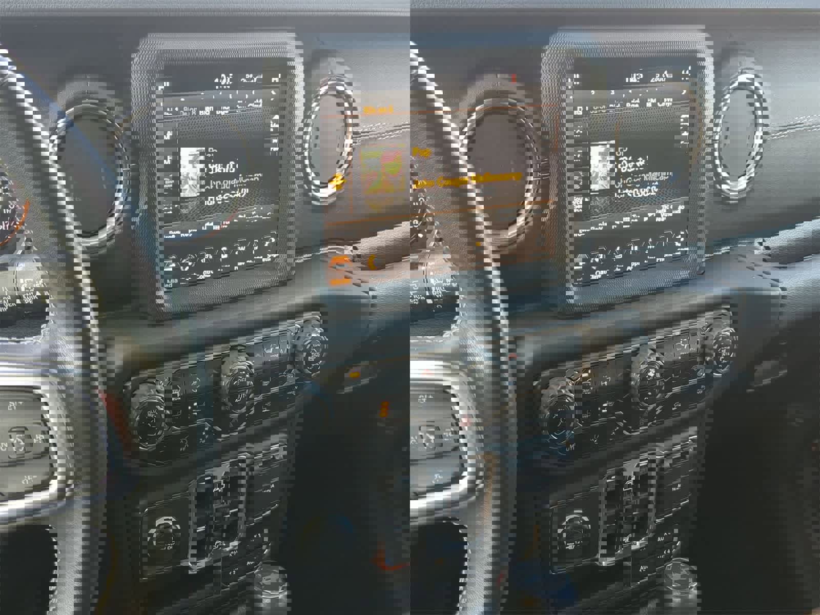 Certified 2021 Jeep Wrangler Unlimited Sahara image 27