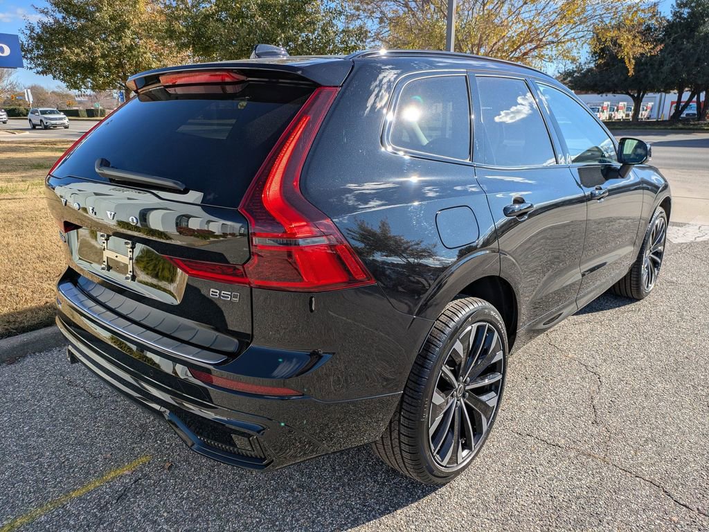 New 2026 Volvo XC60 B5 Ultra w/ Protection Package Premier AWD/4WD image 4