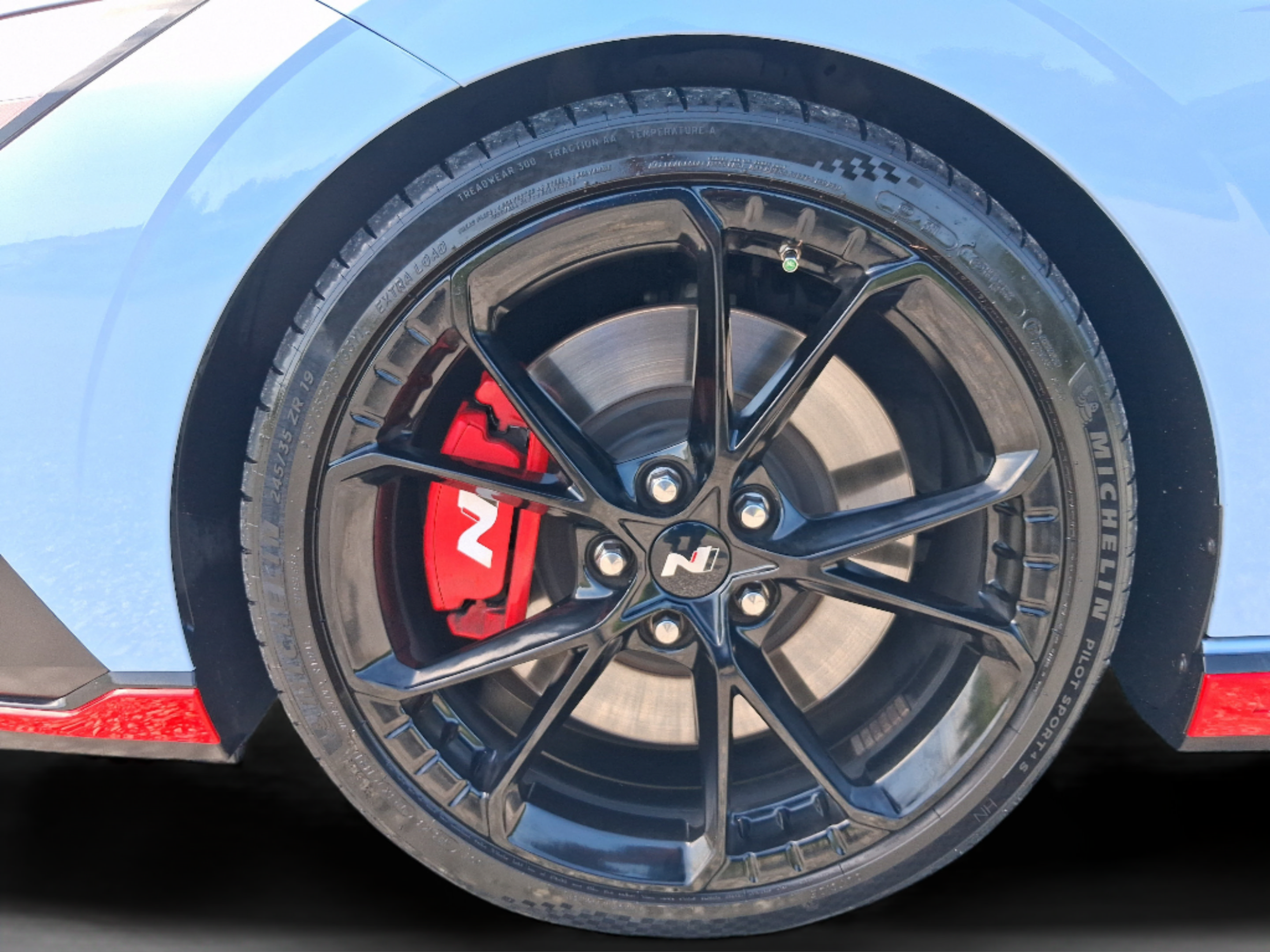 Used 2025 Hyundai Elantra N FWD image 34