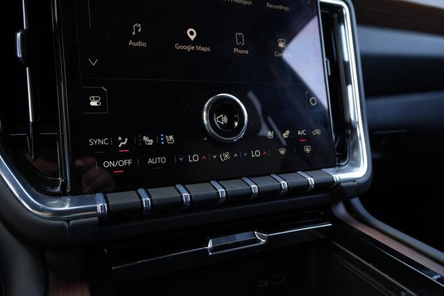 Used 2026 GMC Yukon Denali w/ Sun & Power Step Package RWD image 15