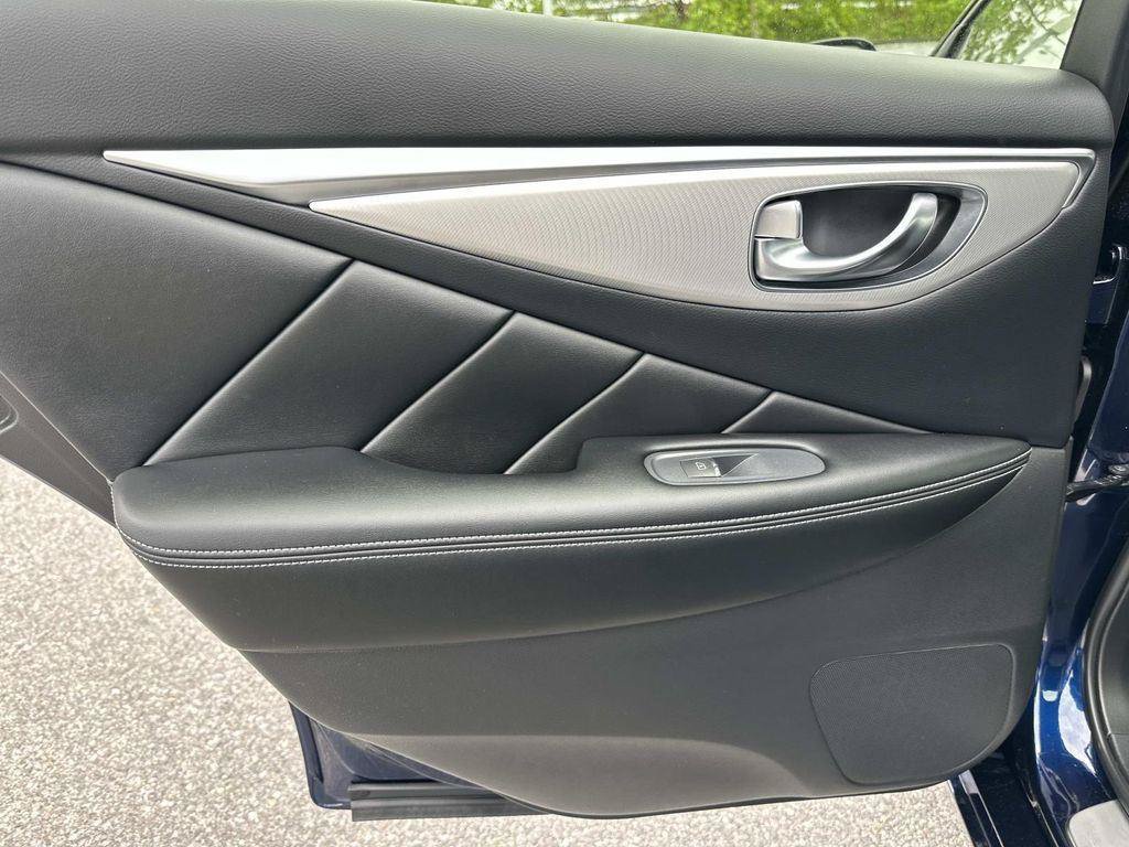 Used 2024 INFINITI Q50 Luxe w/ Cargo Package RWD image 32