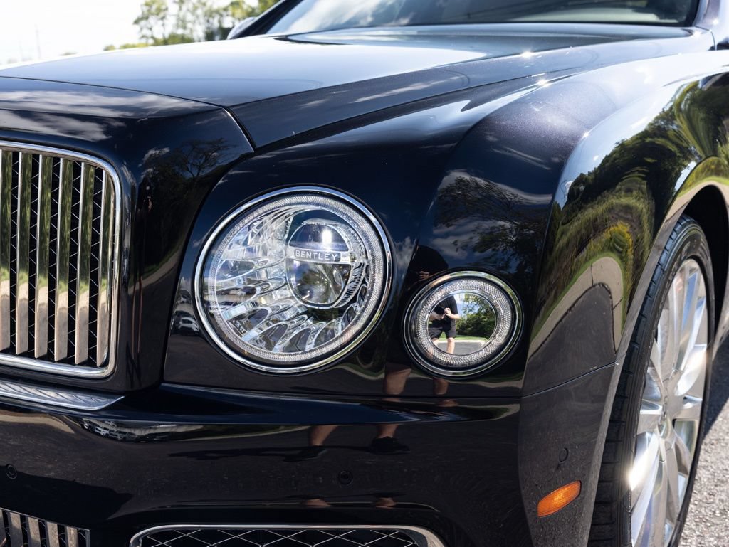 Used 2019 Bentley Mulsanne RWD image 17