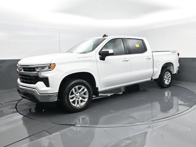 Used 2023 Chevrolet Silverado 1500 LT AWD/4WD image 2