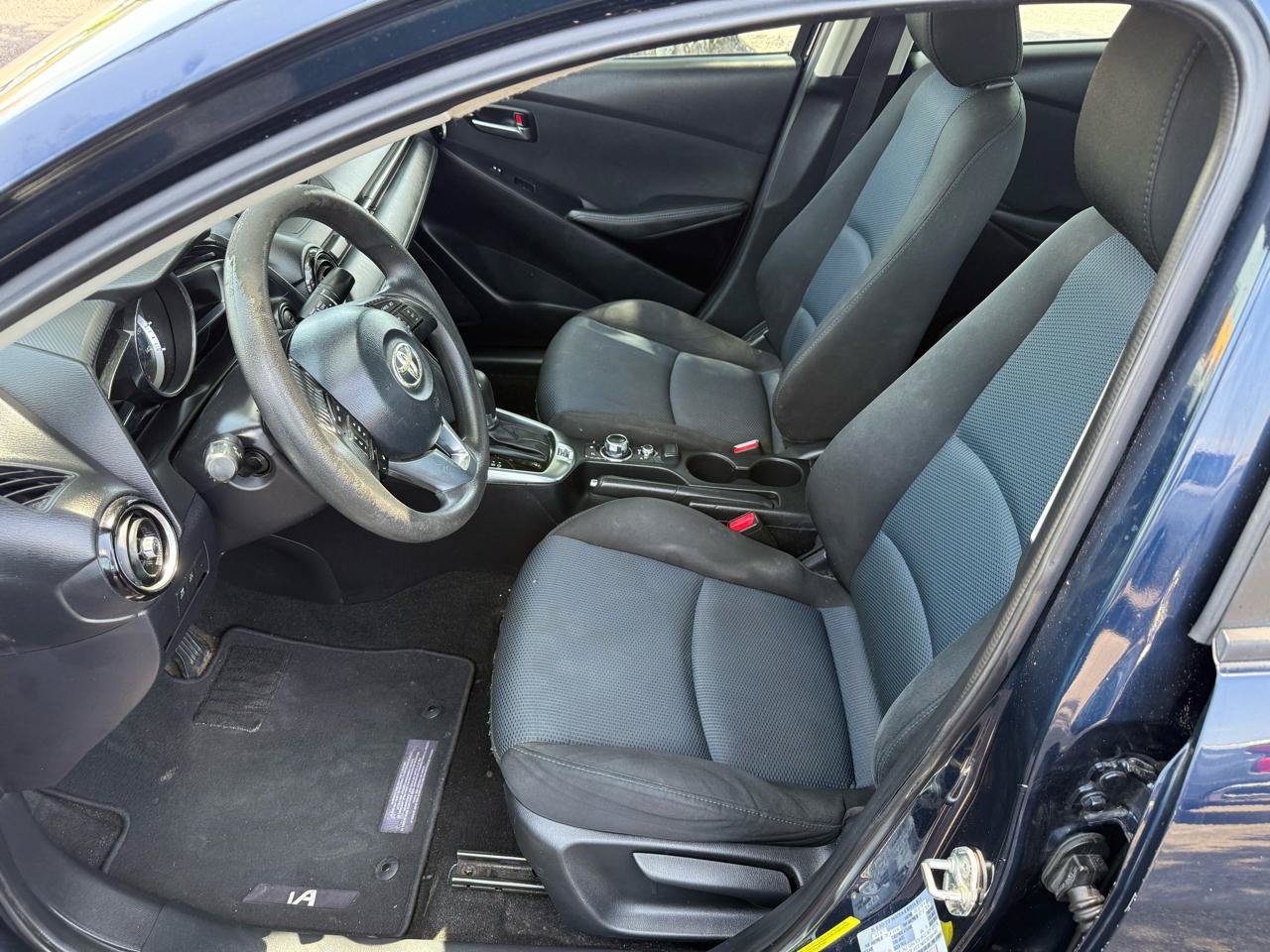 Used 2017 Toyota Yaris iA FWD image 11