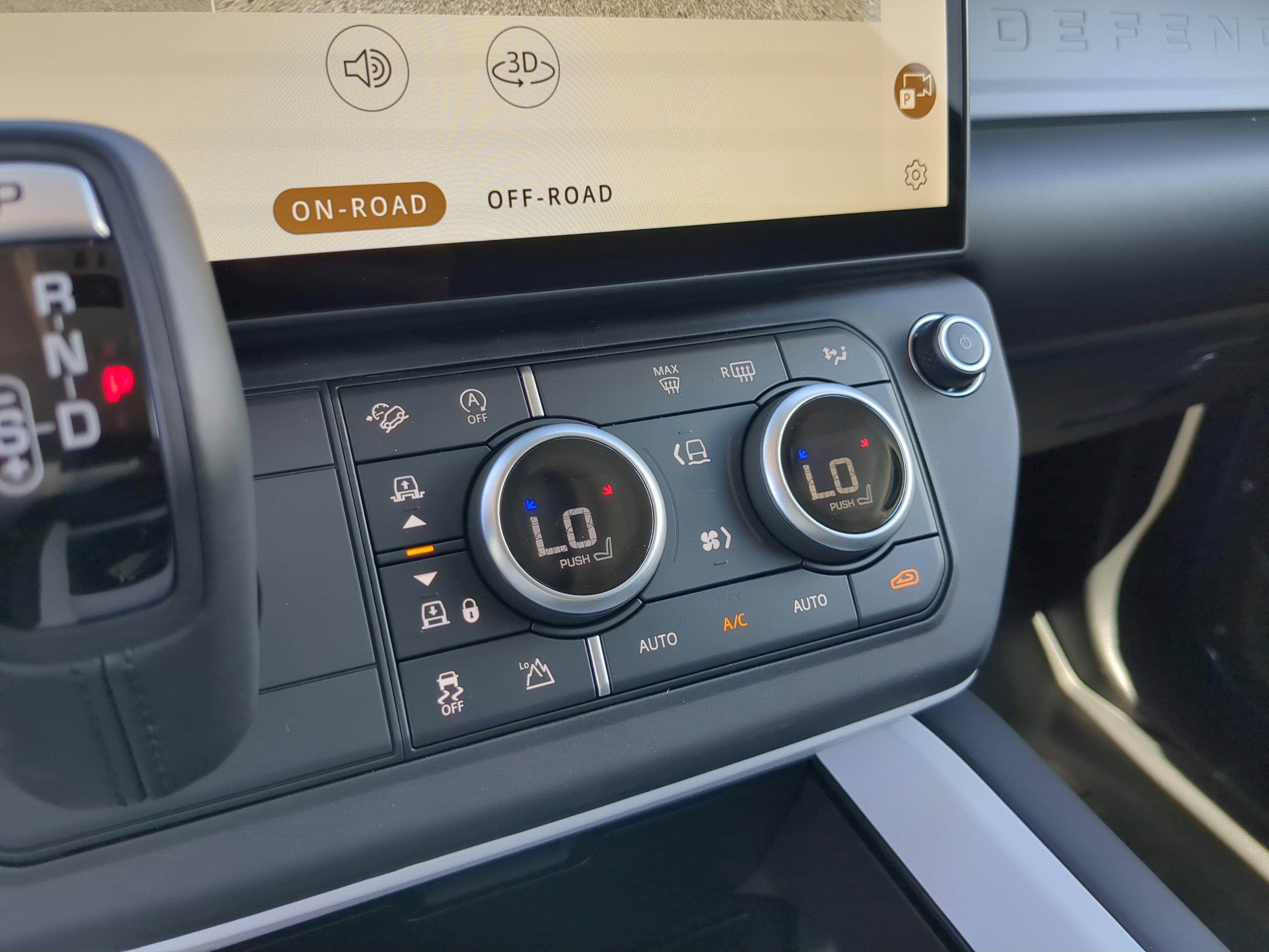 New 2026 Land Rover Defender 110 S image 24