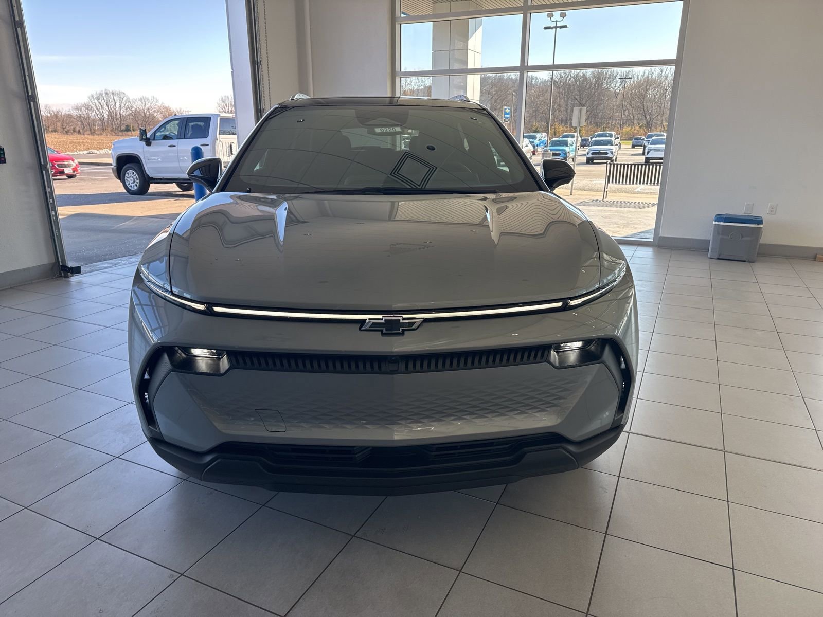 New 2026 Chevrolet Equinox EV LT image 2