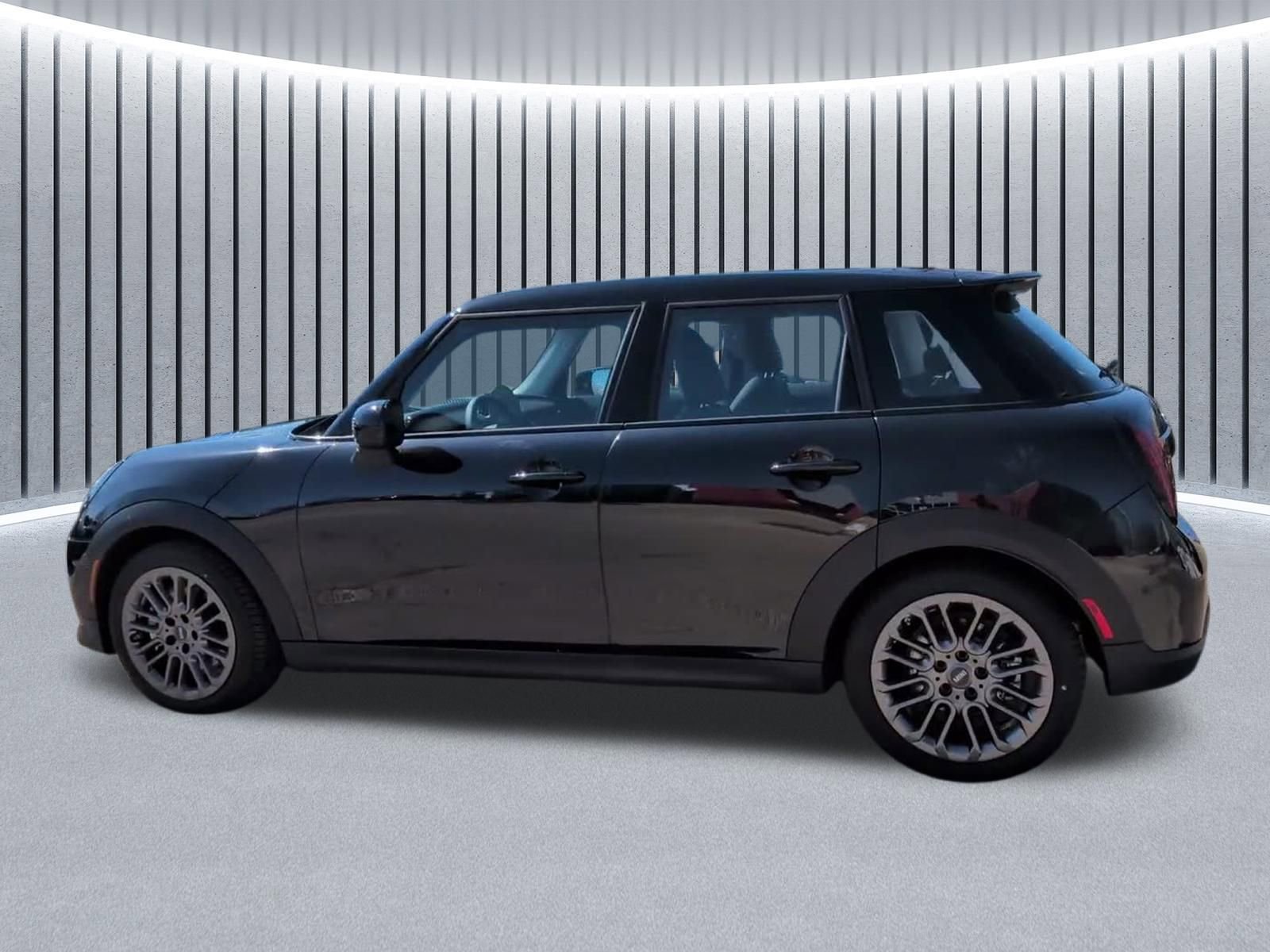 Used 2025 MINI Cooper S FWD image 13