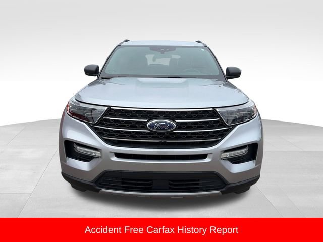 Used 2020 Ford Explorer XLT w/ Equipment Group 202A image 2
