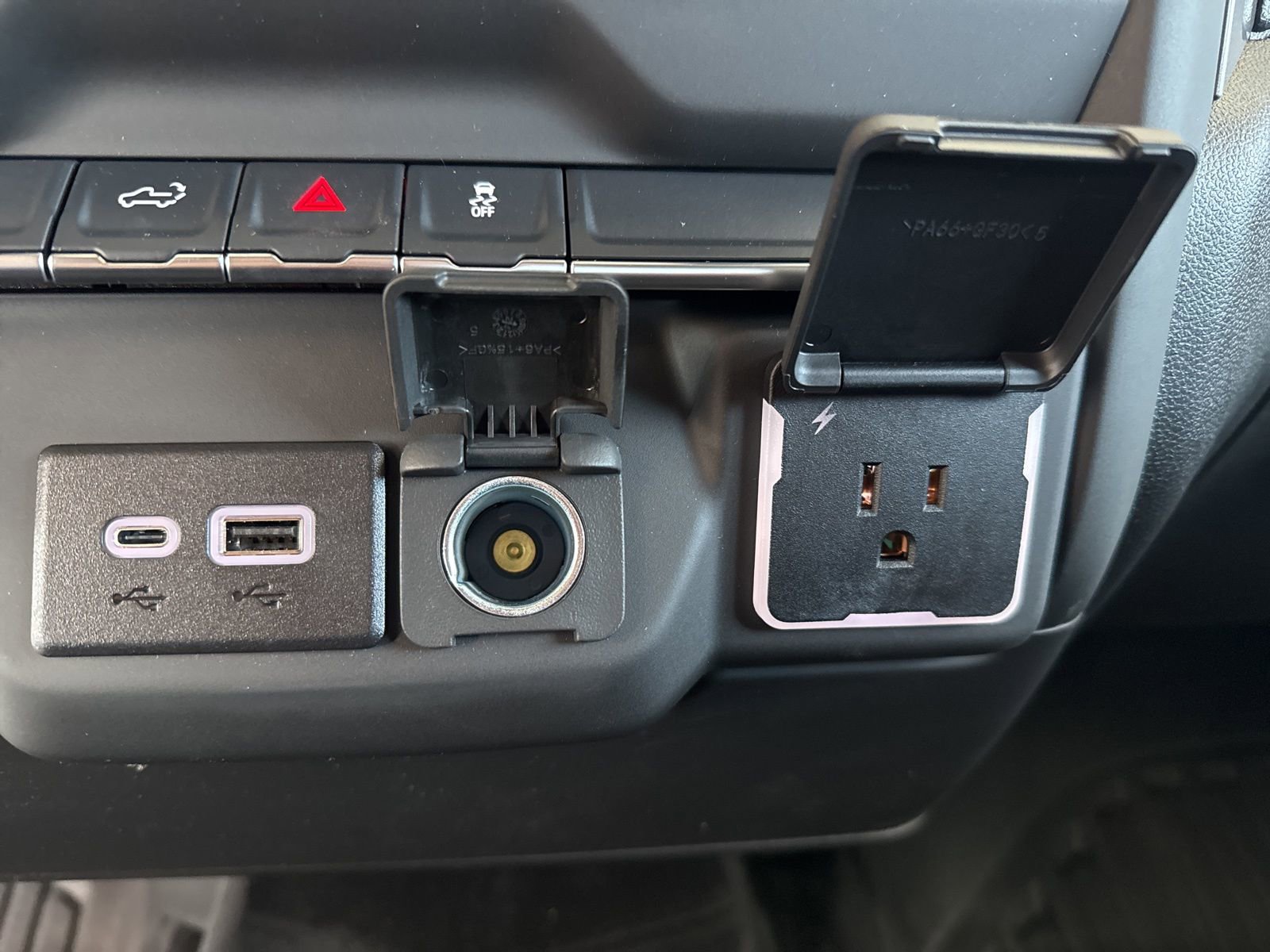 New 2025 Chevrolet Silverado 3500 W/T image 24