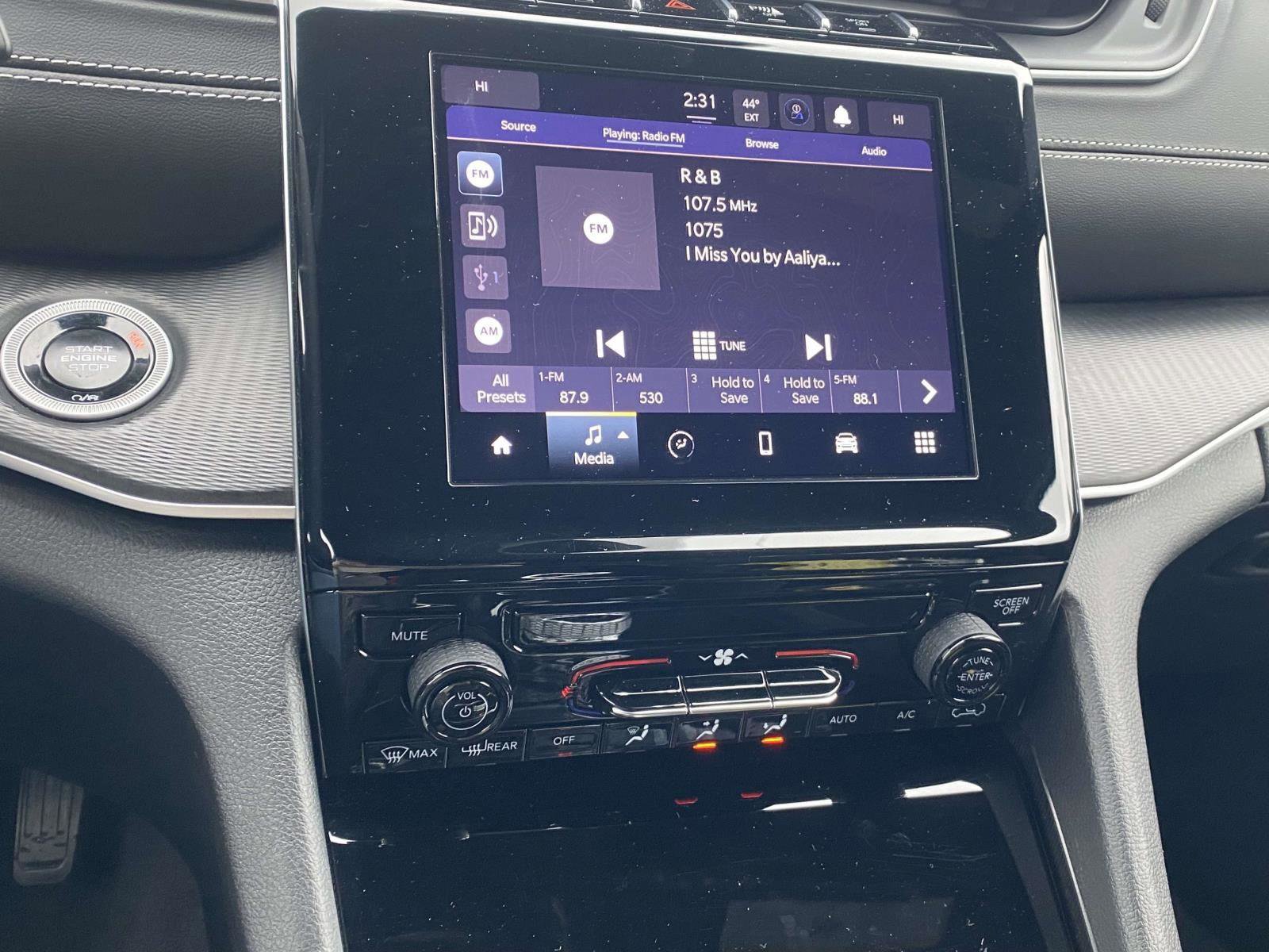 Certified 2024 Jeep Grand Cherokee Laredo image 7