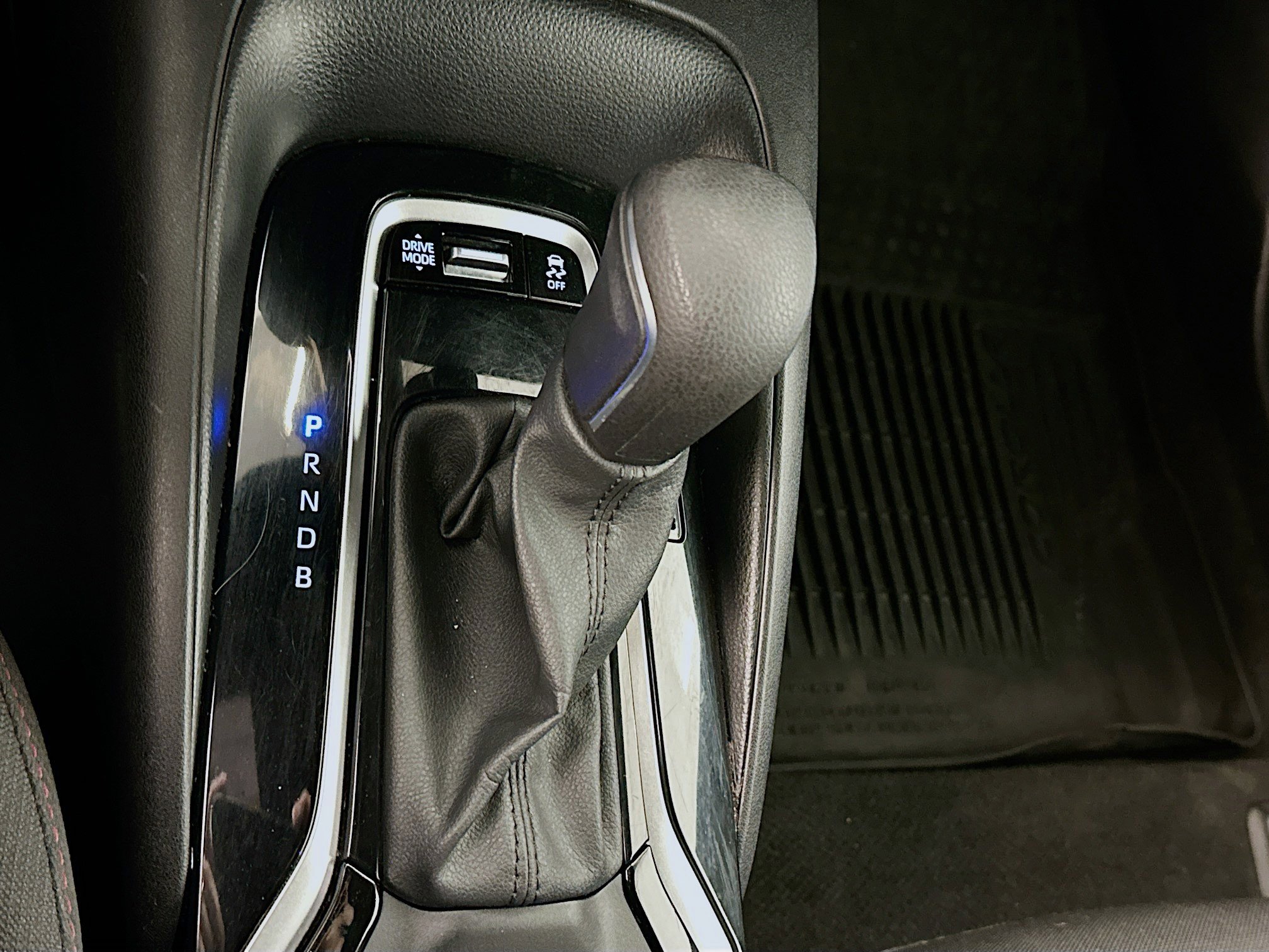 Used 2024 Toyota Corolla SE image 25