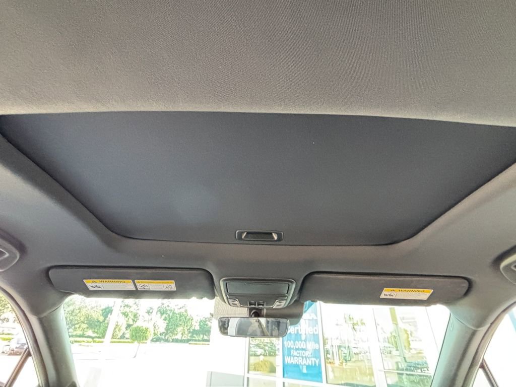 Used 2025 Honda Ridgeline Black Edition image 19