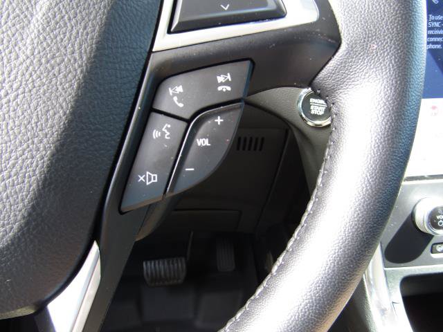 Used 2024 Ford Edge Titanium AWD/4WD image 23