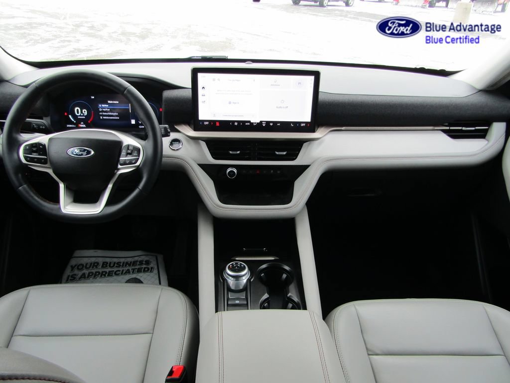Certified 2025 Ford Explorer Active w/ Active Comfort Package AWD/4WD image 14