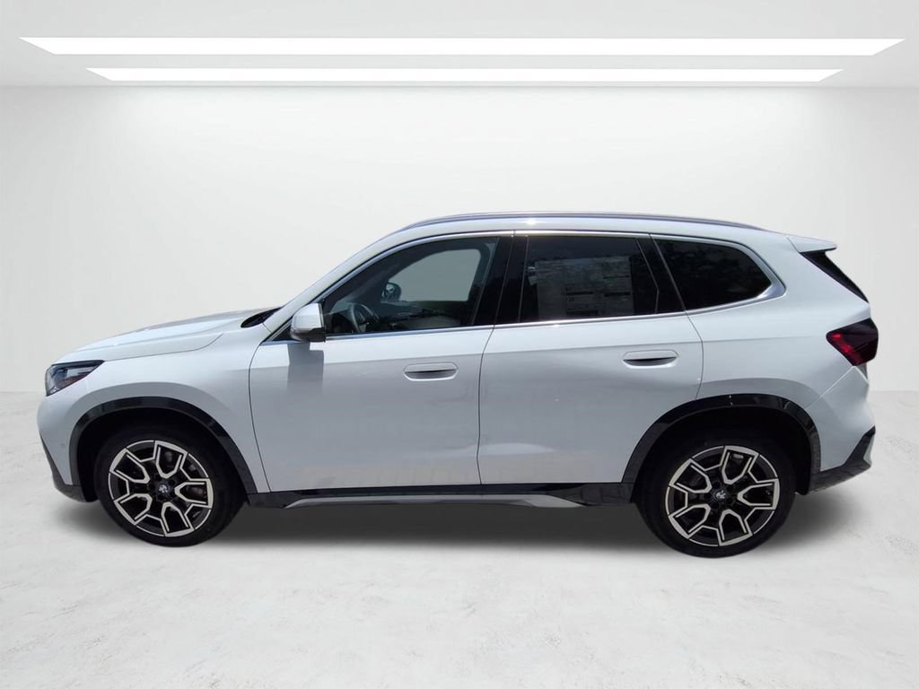New 2026 BMW X1 xDrive28i w/ Technology Package AWD/4WD image 7