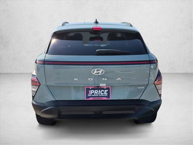 Used 2025 Hyundai Kona SEL AWD/4WD image 7