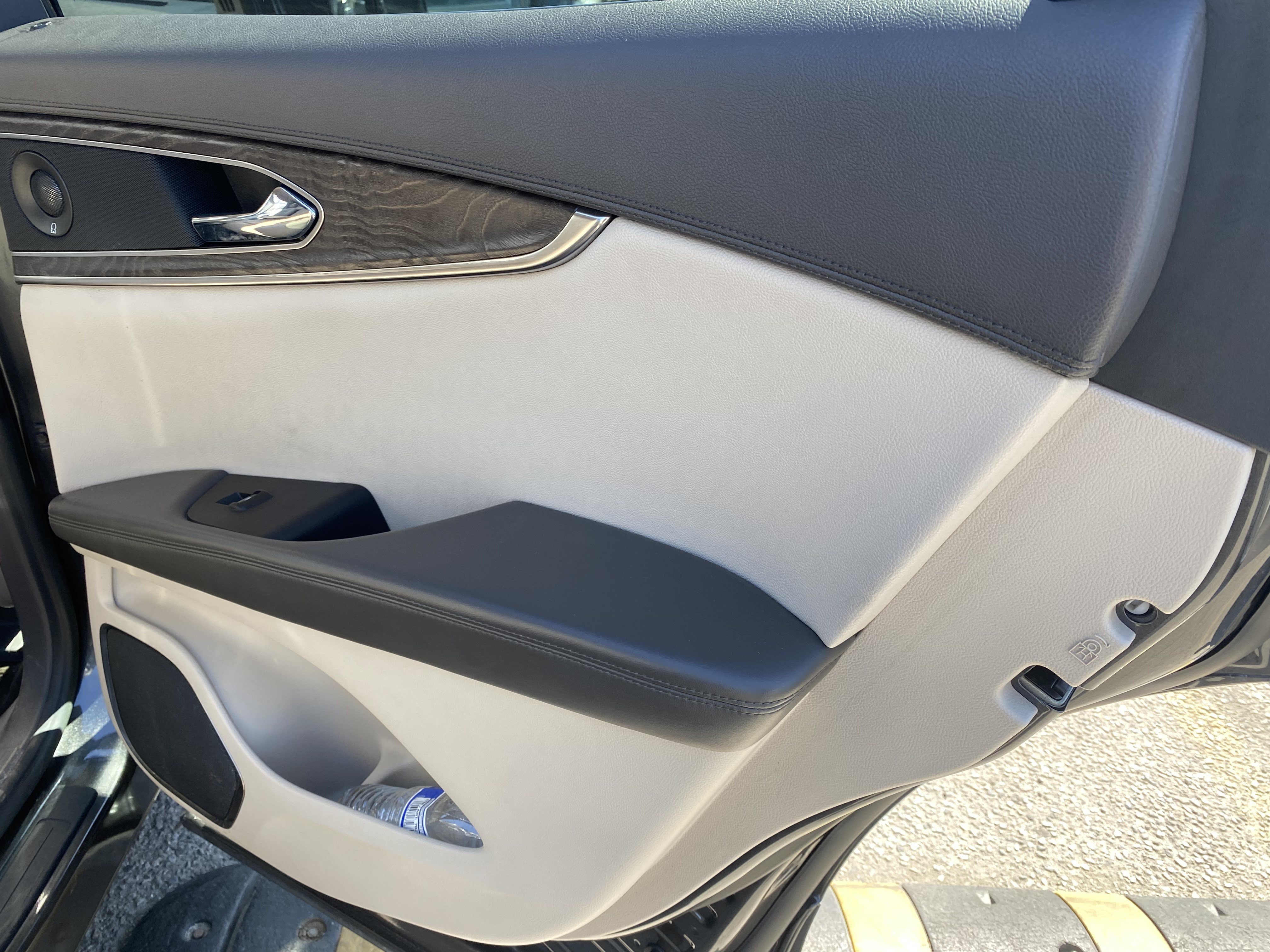 Used 2019 Lincoln Nautilus Reserve FWD image 17