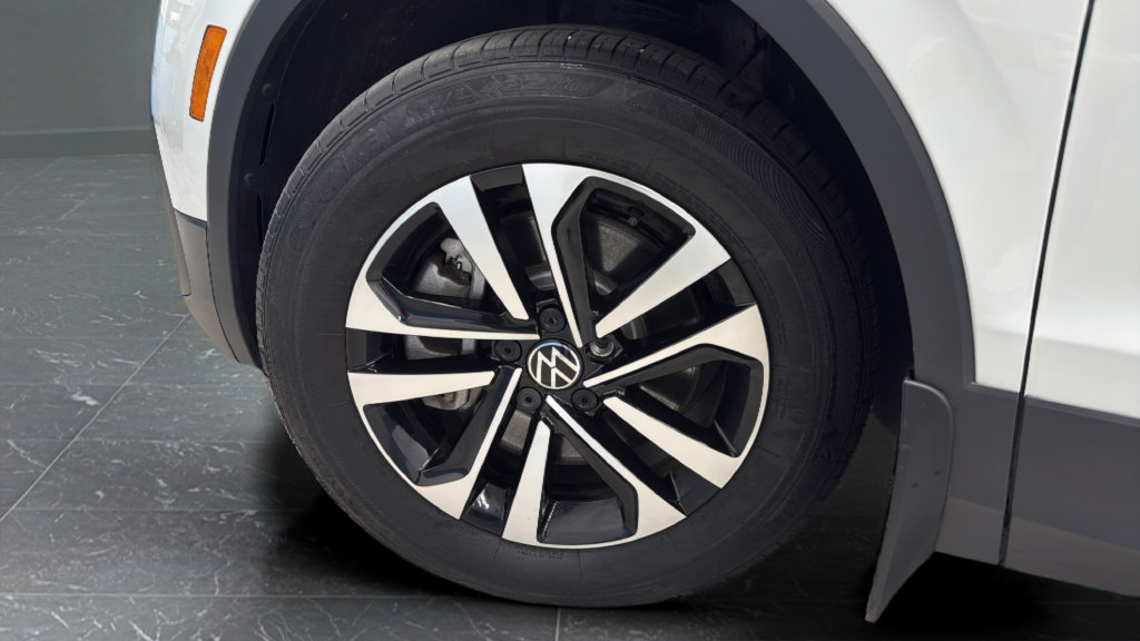 Used 2023 Volkswagen Tiguan S FWD image 34