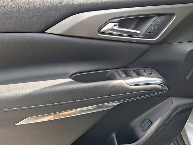 Certified 2024 Chevrolet Traverse LT w/ Midnight/Sport Edition image 13