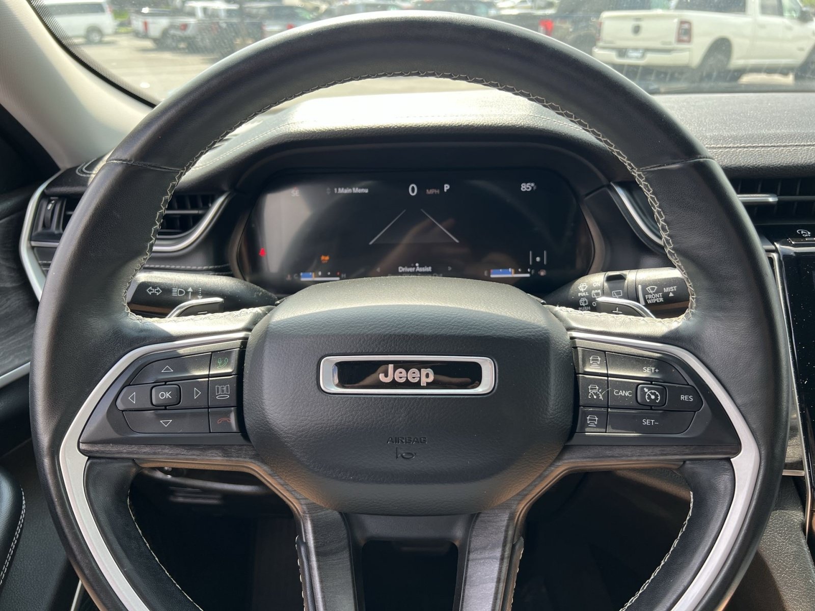 Used 2021 Jeep Grand Cherokee L Limited AWD/4WD image 16