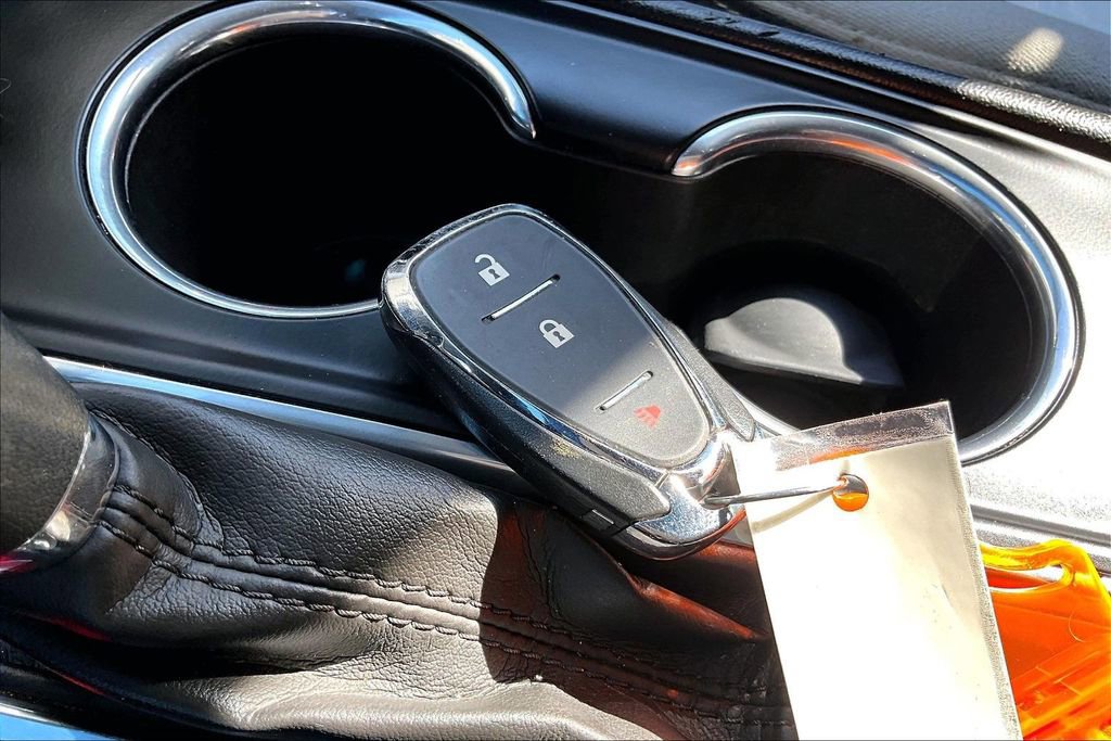 Used 2020 Chevrolet Equinox LS w/ LS Convenience Package FWD image 11