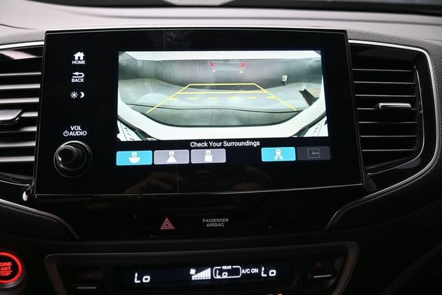 Certified 2025 Honda Passport TrailSport image 3