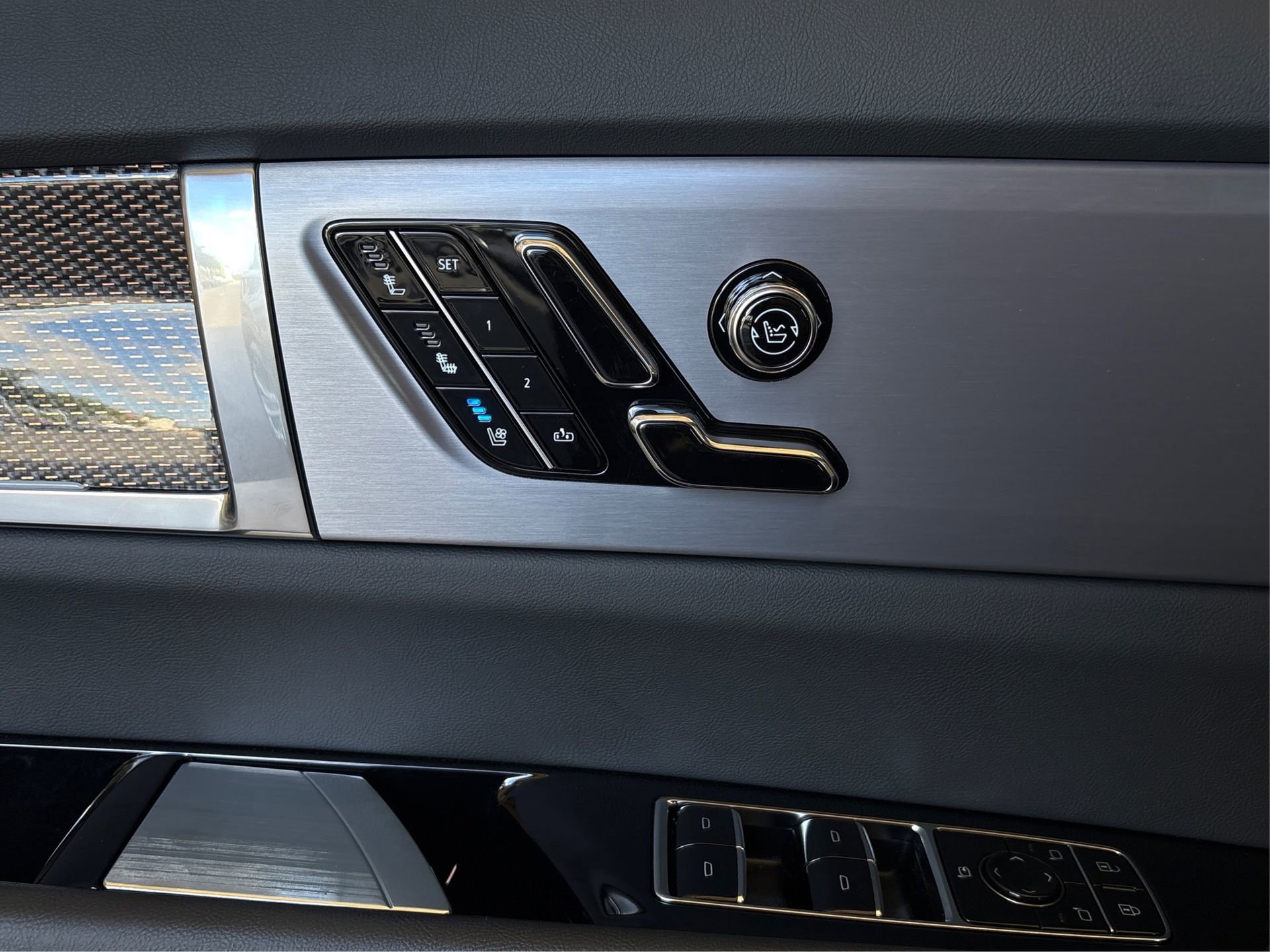 New 2026 Cadillac Vistiq Luxury image 32