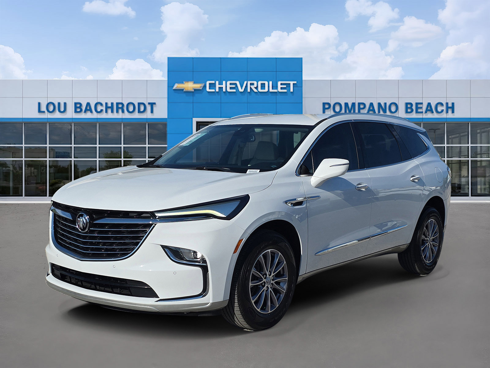 Used 2023 Buick Enclave Essence image 3