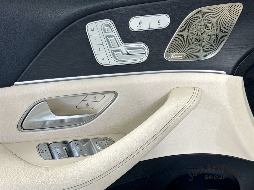 Used 2022 Mercedes-Benz GLE 350 w/ 3rd Row Seat Package image 24