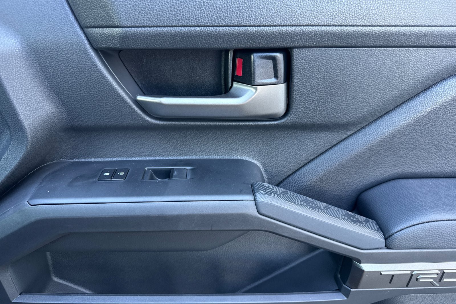 New 2026 Toyota Tacoma TRD Off-Road AWD/4WD image 18