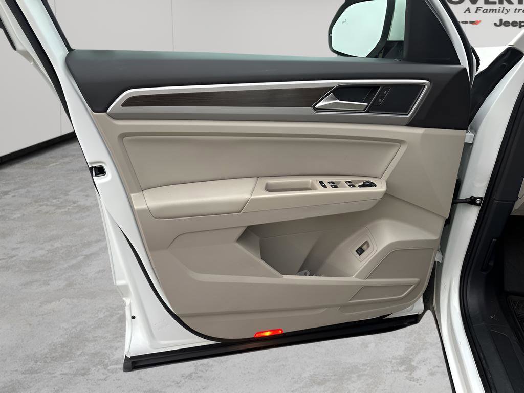 Used 2019 Volkswagen Atlas SE image 25