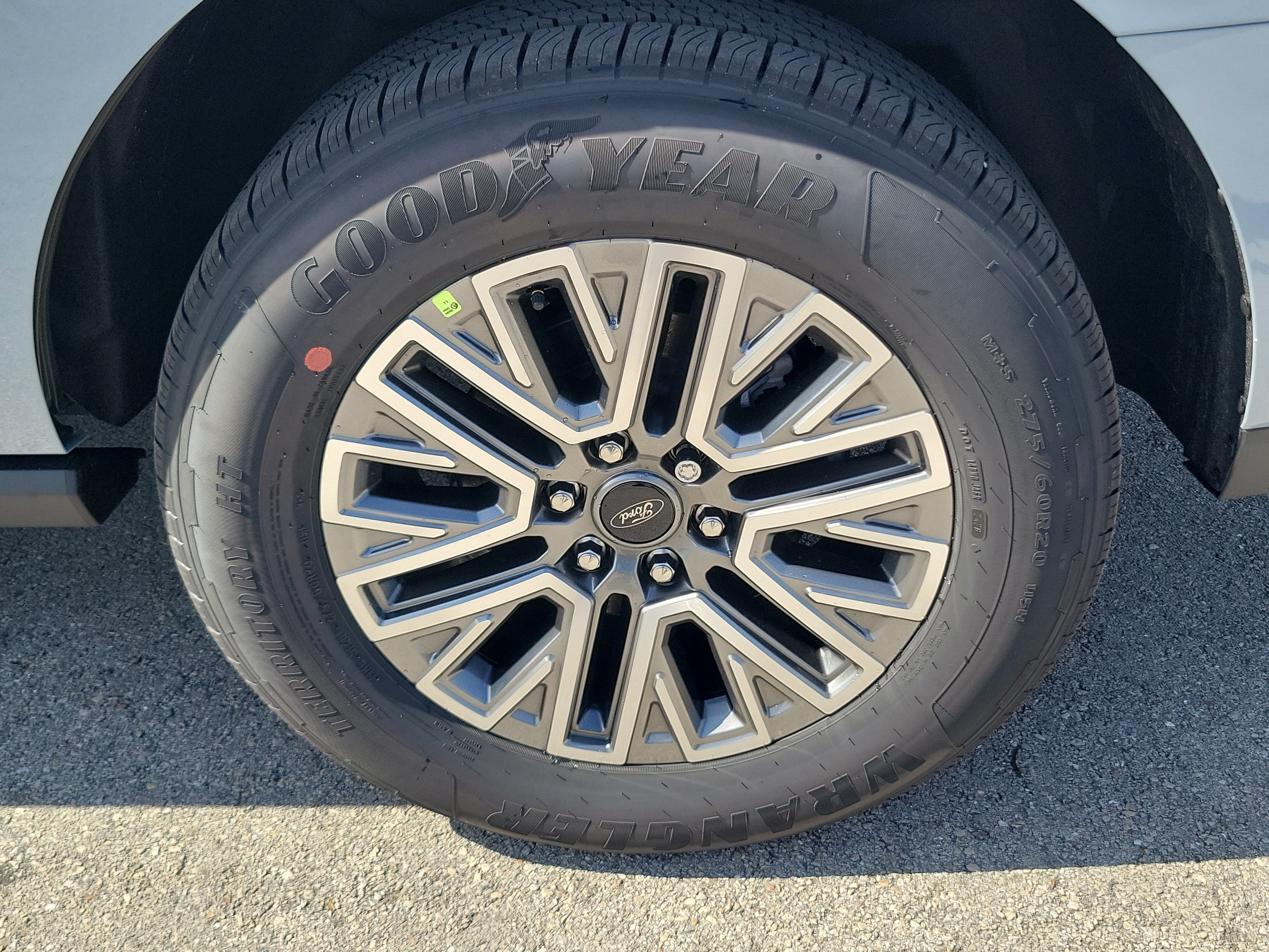 New 2027 Ford Expedition Platinum w/ Driver's Package RWD image 8