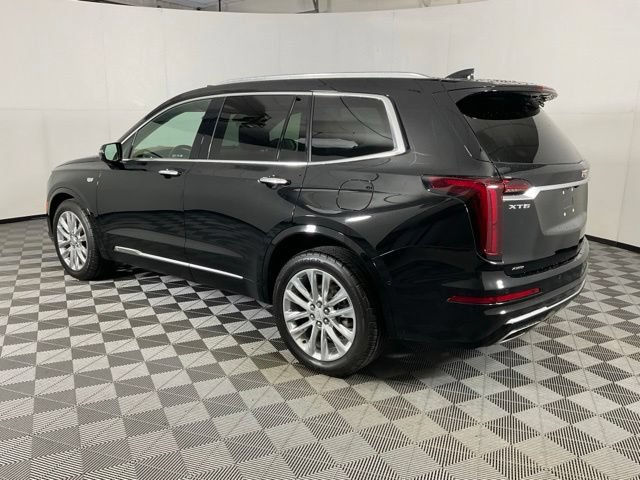 Used 2020 Cadillac XT6 Premium Luxury w/ Platinum Package AWD/4WD image 4