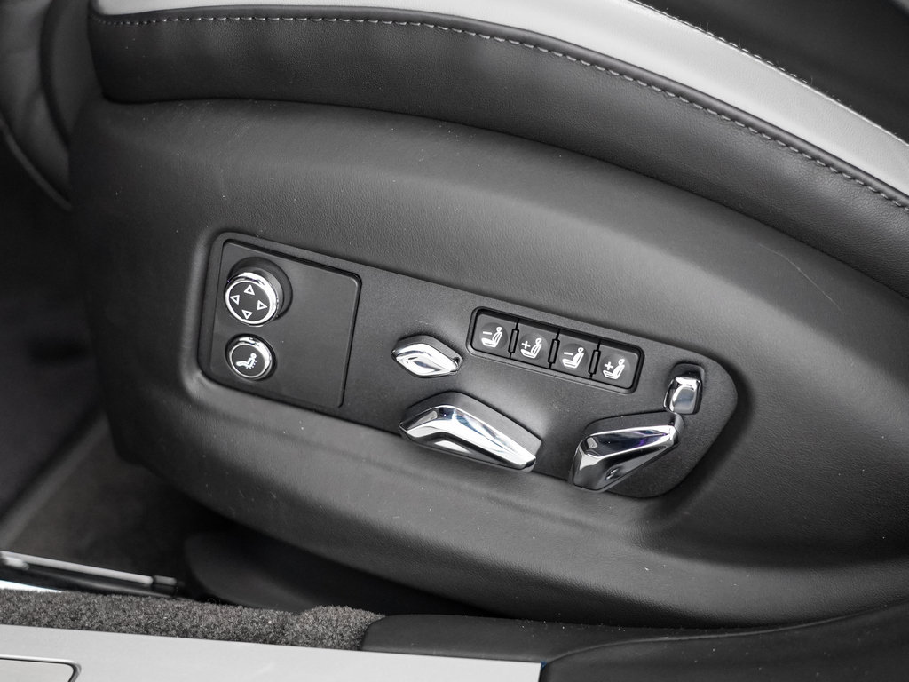 Certified 2025 Bentley Flying Spur Plug-In Hybrid AWD/4WD image 21